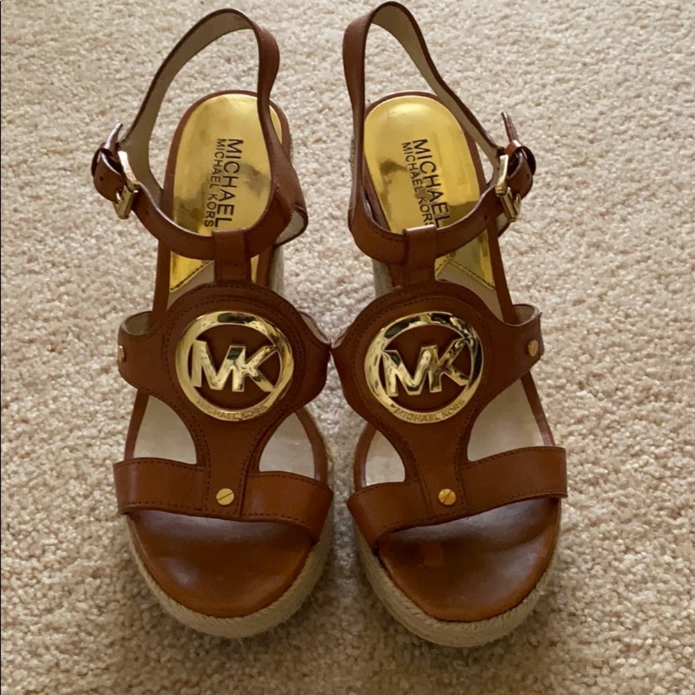 Barely worn MK Wedges